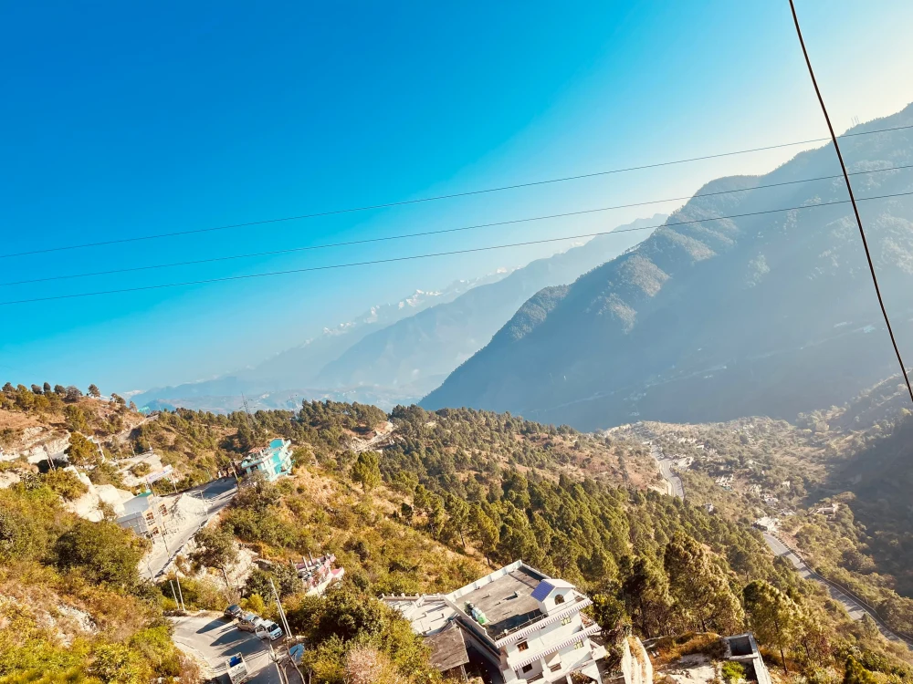 Dalhousie Khajjiar Family Tour Package | 4 Nights 5 Days | TraveloChat ⭐⭐⭐⭐