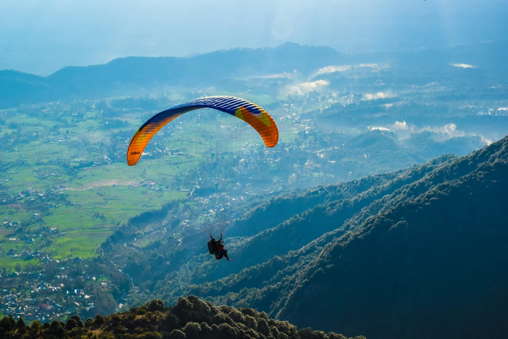 Bir Billing Barot Rajgundha Tour Package 5 Nights 6 Days | TraveloChat